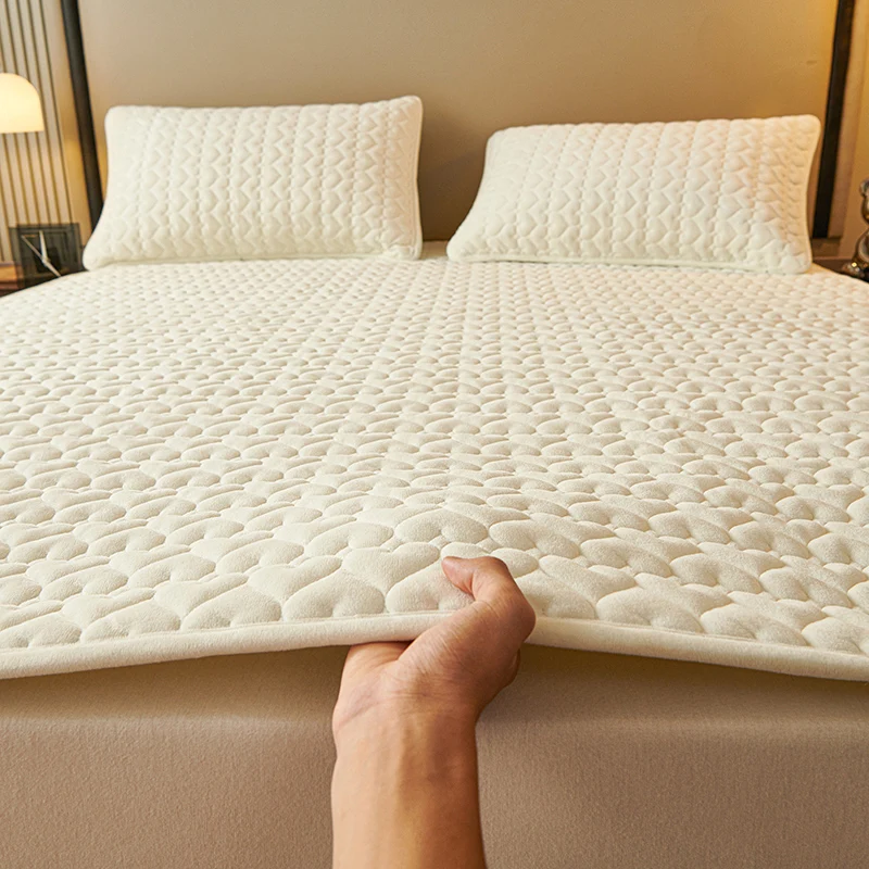 

autumn and winter velvet bed Milk velvet mattress soft cushion, household thickened tatami mat, dormitory bed mattress, bedding