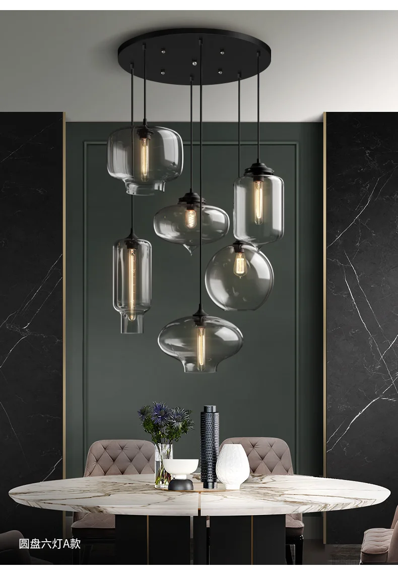 Détail du verre soufflé à la bouche