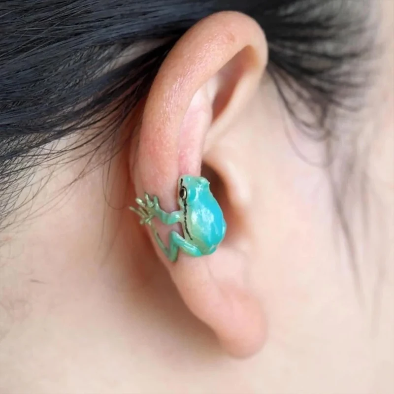 Gothic Funny Green Frog Ear Clip For Women Fashion Retro Animal Ear Cuff Punk Frog Ear Clip Without Pierced Earrings Party Gift