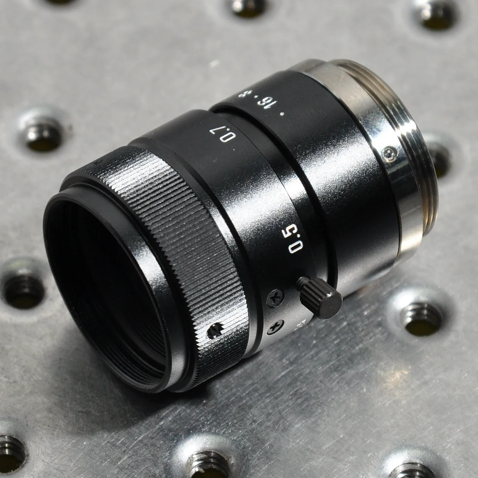 

TAMRON 1:2, 8 50 мм φ 25,5 промышленные линзы
