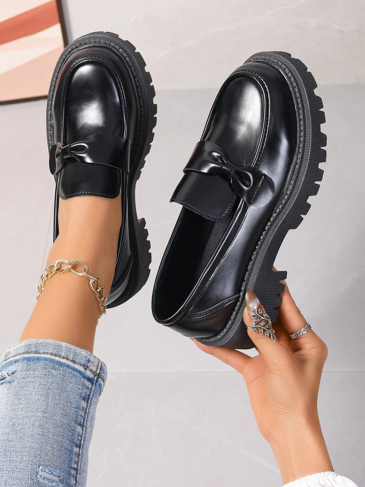 

Women's Shoes 2024 New Women's High Heels Autumn Round Toe Solid Color Mary Jane Medium Heel Loafers