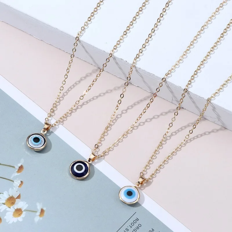 

Fashion Vintage Devil's Eye Gold Pendant Necklace Simple Personality Türkiye Blue Eye Necklace for Women's Party Wedding Jewelry