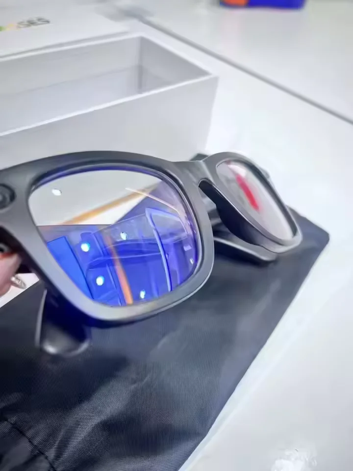 Vizor Lumen™ Hands-Free AI Smart Glasses — Ask Questions, Capture Moments photo review