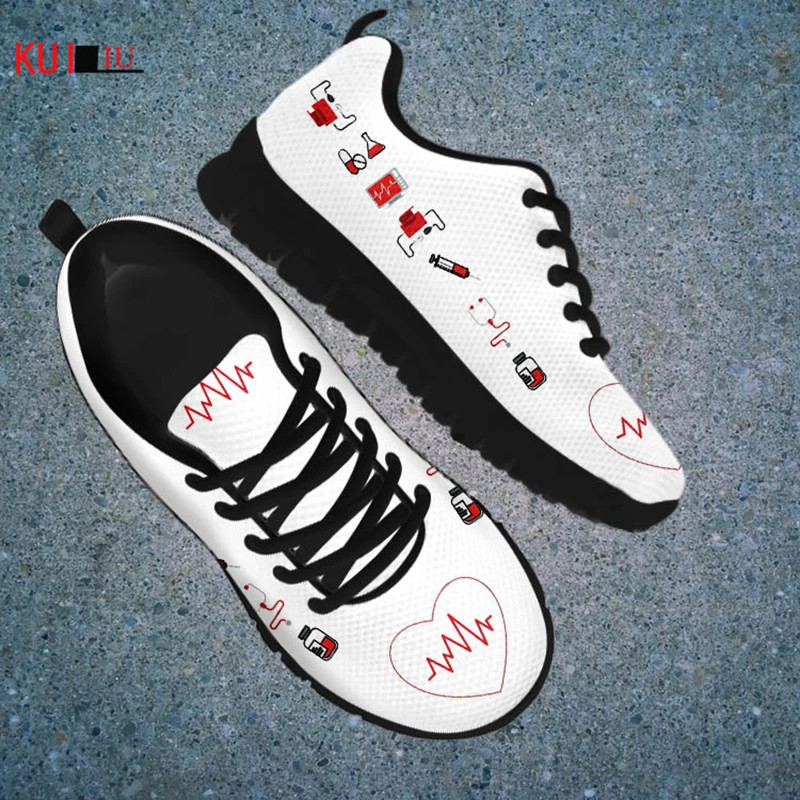 

KUILIU Medical Sneakers Women Nurse Heart Graffiti Print Flat Nursing Mesh Shoes Girls Custom Zapatos Enfermera