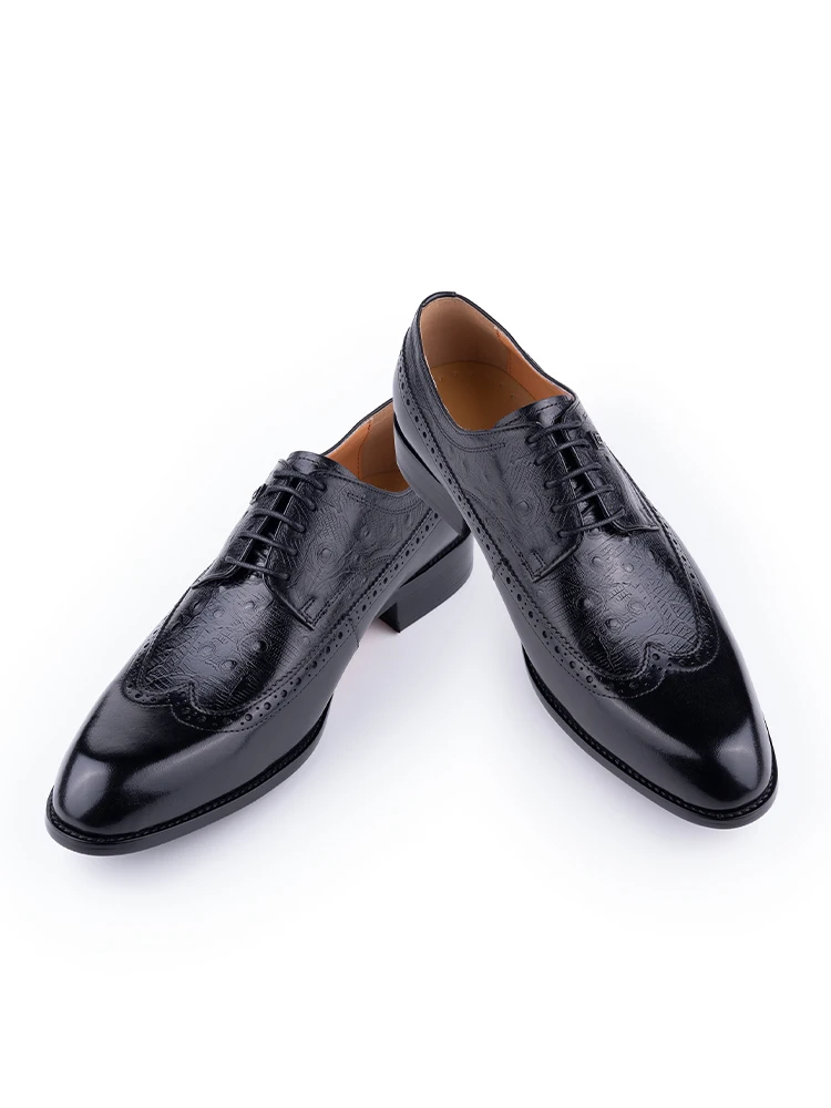 Buty Derby męskie ze skóry bydlęcej Oxfords w nowym stylu ręcznie robione Brogue formalne męskie formalne na wesele imprezowe sznurowane szpiczaste buty