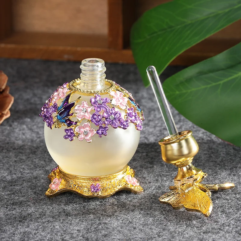 Gold Purple Pink Flowers Glass Perfume Bottle With Metal Butterfly Lid Empty Refillable 25ml Round Frost Fragrance Containers 4
