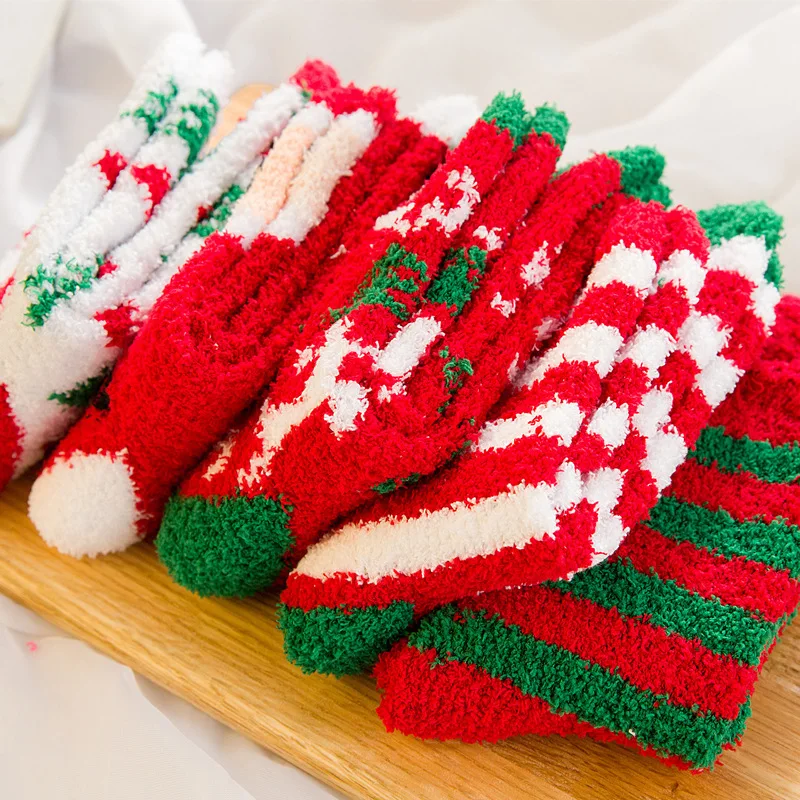 Christmas Socks Thickening Women's Socks Winter Warm Cartoon Coral Velvet Gift New Year Christmas Stockings 1 Pair christmas stockings