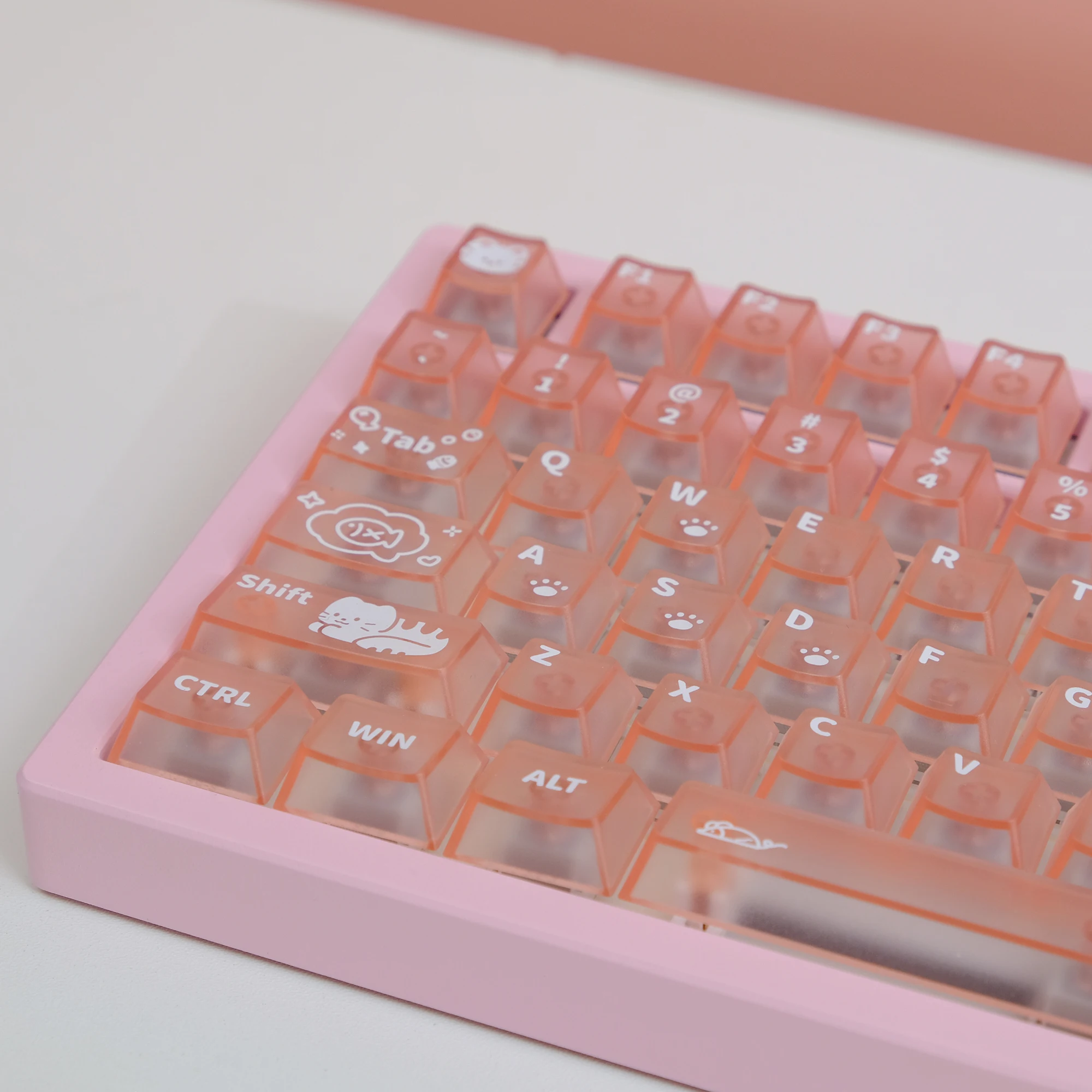 KBDiy Rosa Matt Durchscheinende Tastenkappe Niedliche Katze Kirschprofil Alice Split Space UV-Druck PC-Tastenkappen Für Gamer Mechanische Tastatur – Detail 17