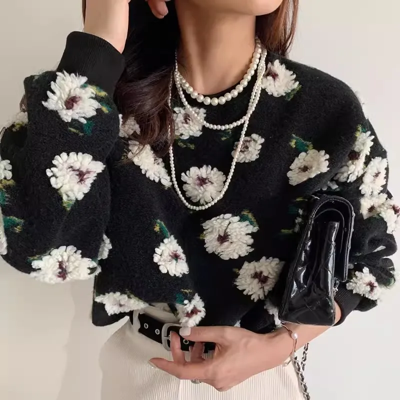 

Korean Vintage Fashion Flower Design Short Faux Lamb Wool Pullover Tops Black Khaki Casual Round Neck Long Sleeve Female Tops