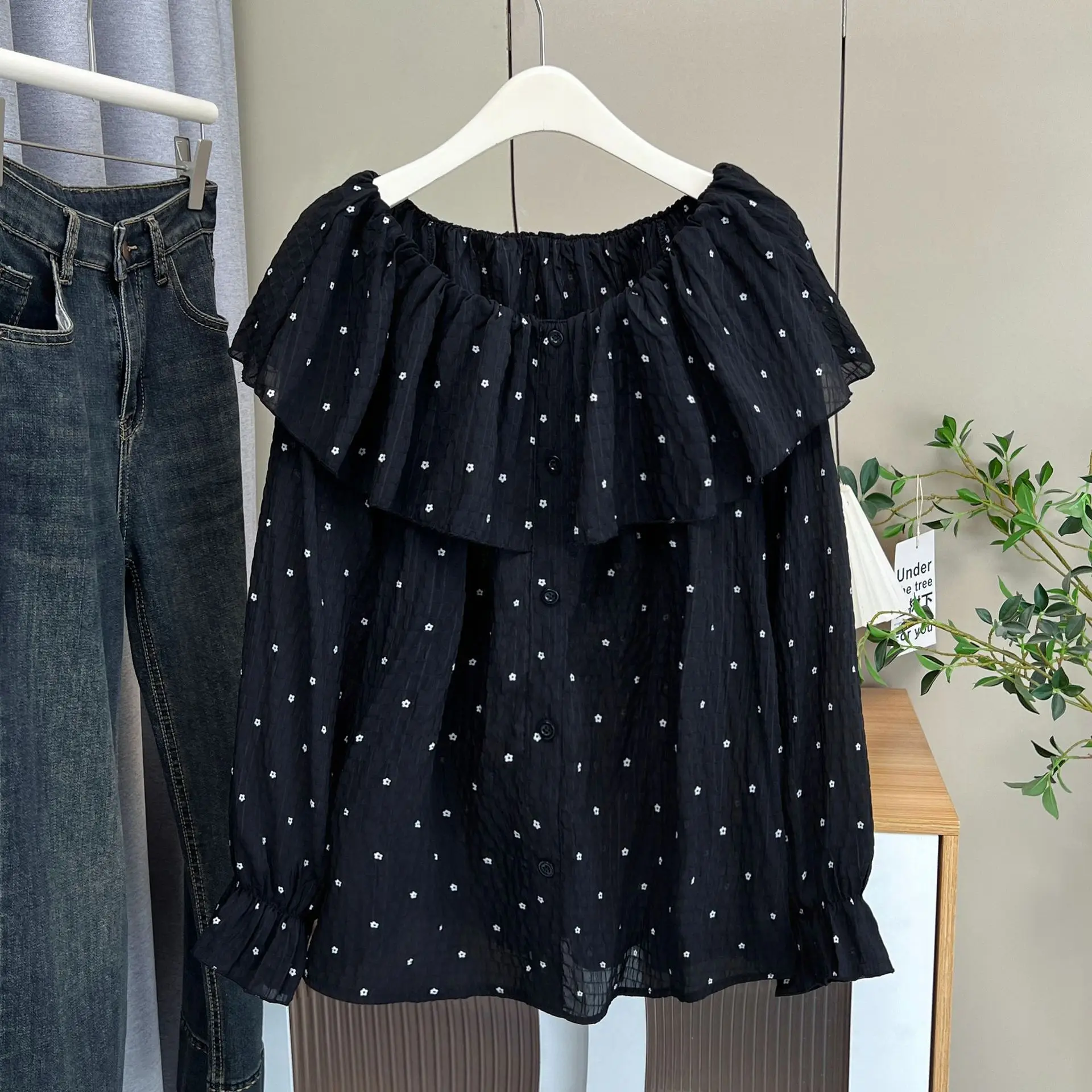 Fashion Plus Size Women's Blouse Autumn New Embroidered Small Flower Off Shoulder Tops 695