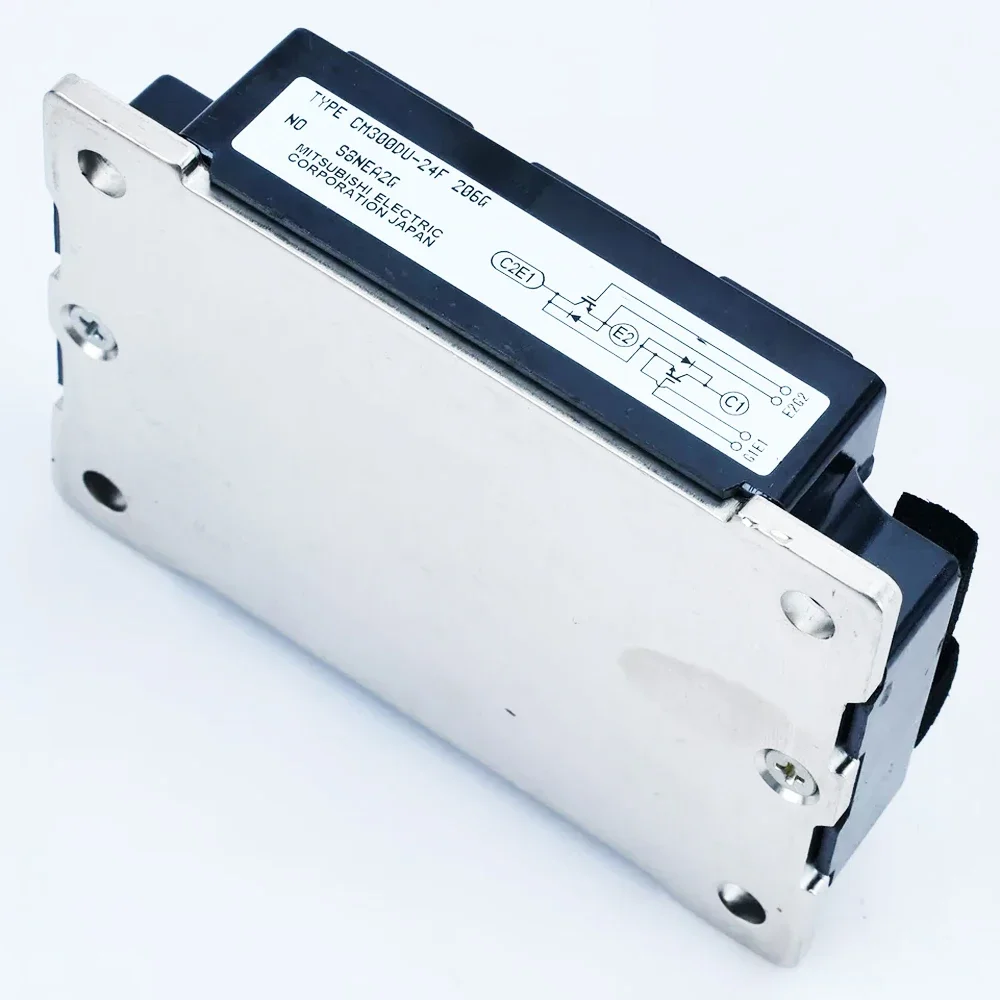 1PCS CM300DU-24F 패키지:모듈