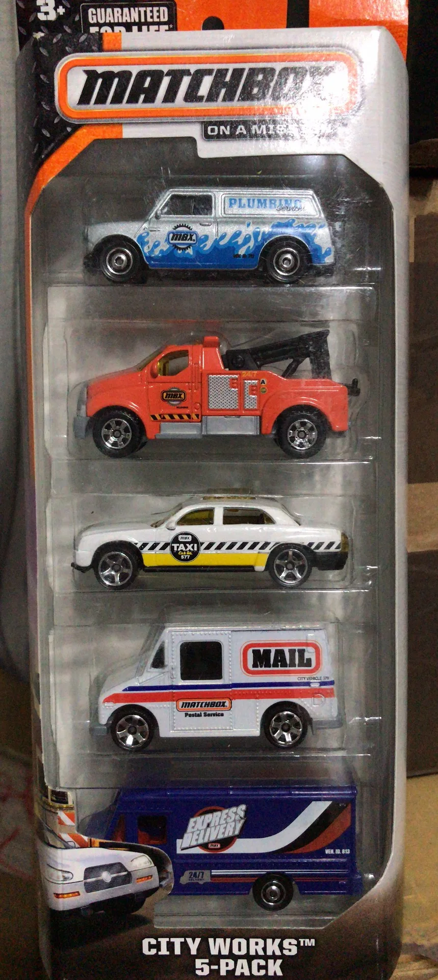 

Matchbox Car 2013 City Works 5 pack 1/64 Metal Die-cast Model Collection Toy Vehicles