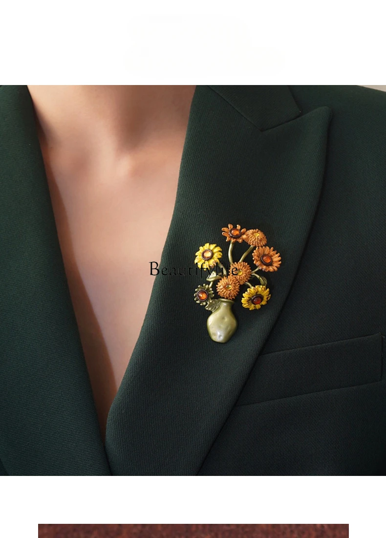 

Sunflower Brooch High-End Female Corsage Exquisite Cheongsam Accessories Scarf Buckle Female