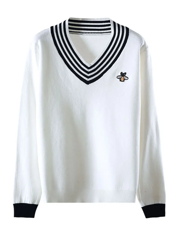 Bee Embroidery Sweater Elegant 