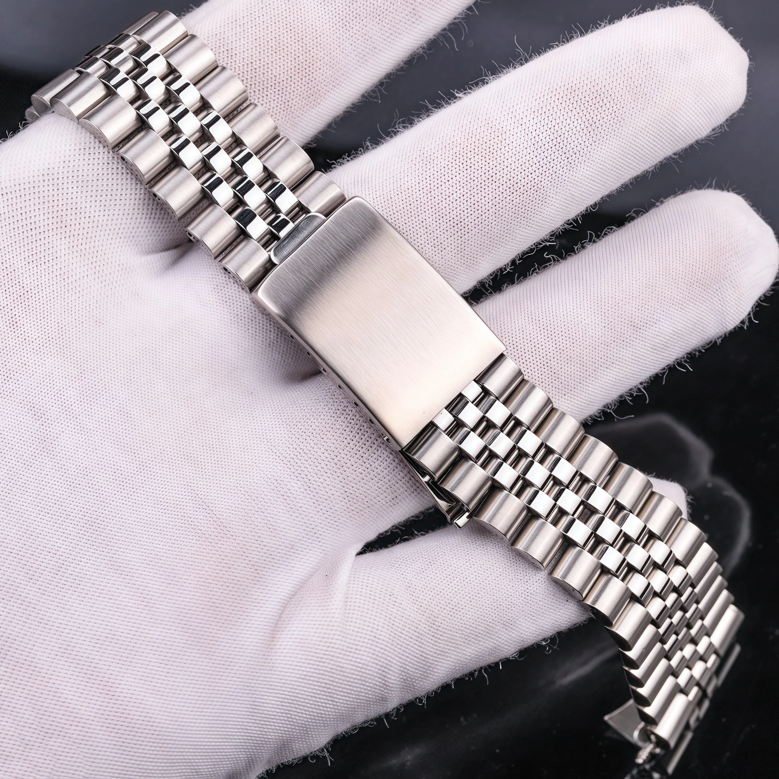 Stainless Steel Silver Watch Bracelet Strap - Curved End Watchband