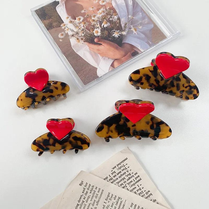 Рисунок 3 - Креативная цветная ацетатная заколка для волос