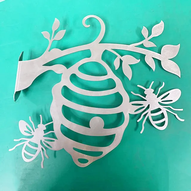 1Db Fém Méhsejt Méh Sziluett Művészeti Medál Kültéri Tét Kerítés Otthoni Kreatív Kerti Dekorációs Kézművesség 30*26 Cm - Image 5