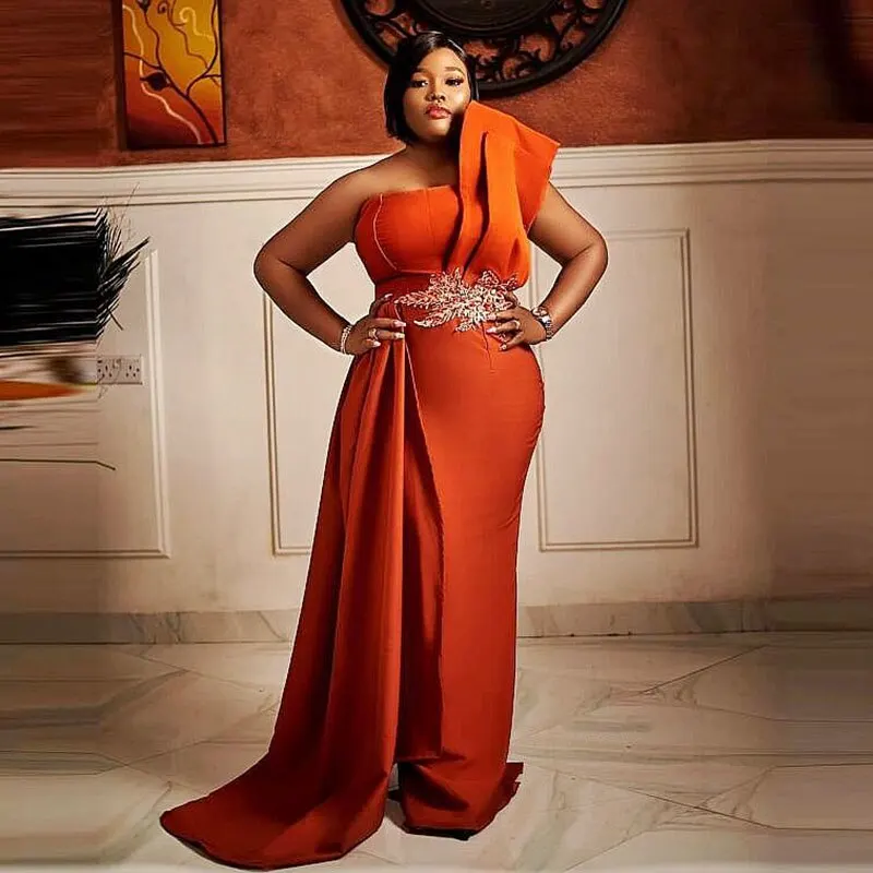 

Kadisua Strapless Women Evening Dress Floor Length Sleeveless Appliques Sweep Train Fashion Plus Size Vestidos Largos 2023