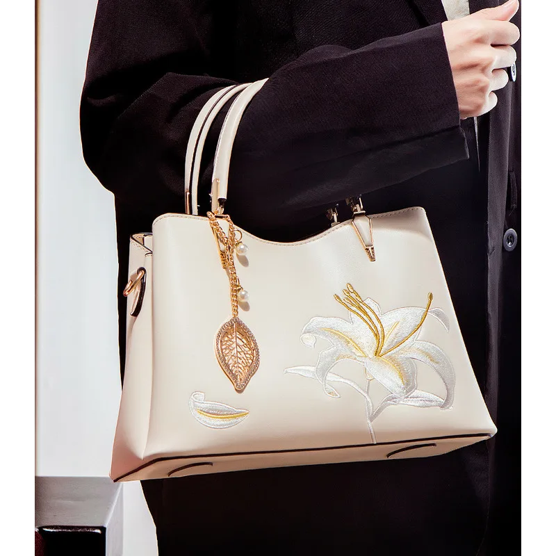 Shoulder Embroidered High-Quality Bag Large Capacity Handbags For Women Elegant Crossbody Casual Versatile Luxury Messenger Y2k