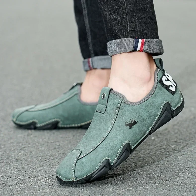 Trendy men's short boots retro street anti slip waterproof flat bottomed slip on shoes business versatile men's casual shoes