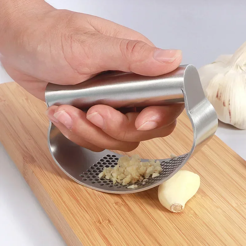 Stainless Steel Garlic Press Manual Grinding Chopper Garlic Ginger Press Multi-function Grinding Slicer Kitchen Gadgets Stainless Steel Garlic Press Manual Grinding Chopper Garlic Ginger Press Multi-function Grinding Slicer Kitchen Gadgets