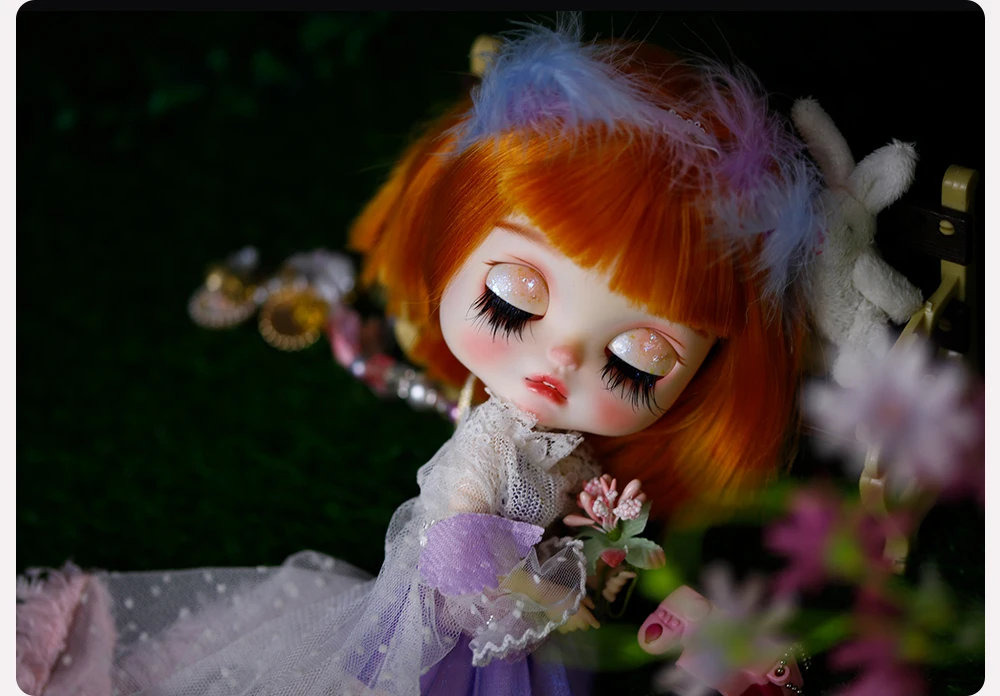 Quinn - Premium Custom Neo Blythe Doll with Ginger Hair, White Skin & Matte Smiling Face 4