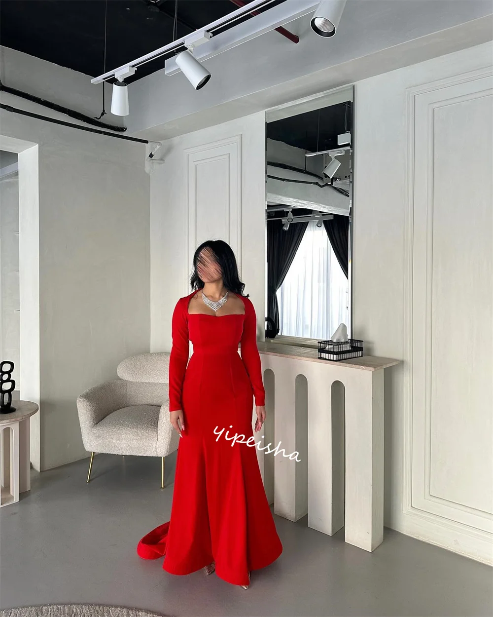 Рисунок 2 - Платье для выпускного вечера из Саудовской Аравии