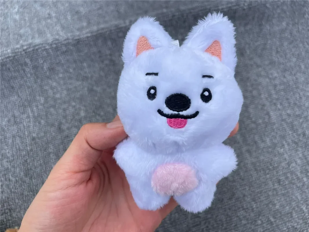 THE BOYZ キュー　キーリング Kpop The boyz Same Plush Keyrings Cute Cartoon Hyun Jae