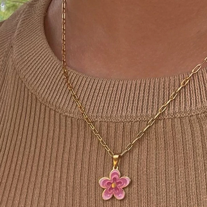 Multi-layer Drip Oil Flower Pendant Necklace Titanium Steel Plated 18k Gold Chain Flower Clavicle Chain Jewelry Gifts Wholesale