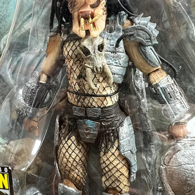 Bad Blood Predator フィギュア Amazon.com: Predators - Bad Blood Predator - 7