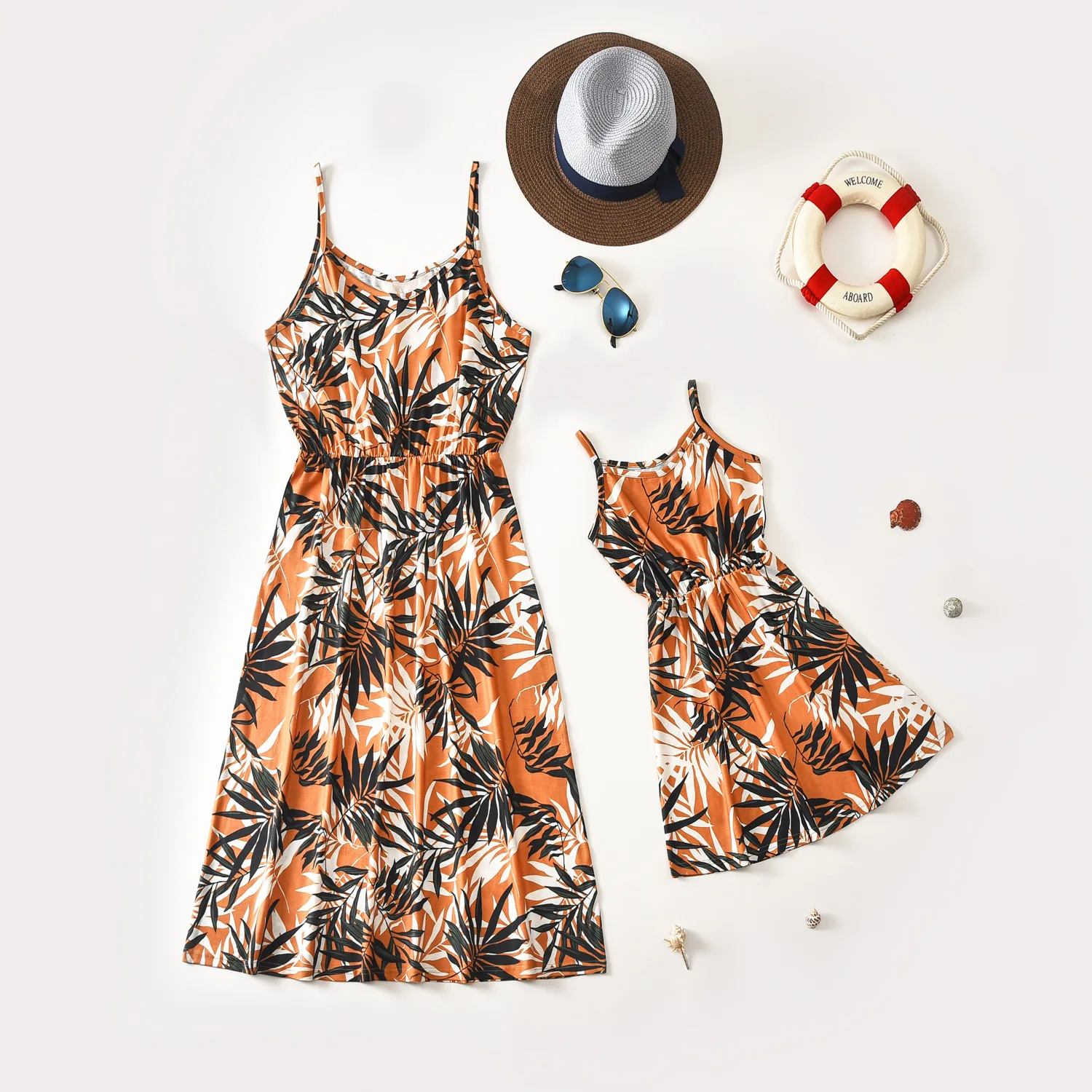 

Европейская пляжная уличная одежда для мамы и дочки, платье с принтом, семейный костюм в богемном стиле с рукавами без рукавов, семейные платья на бретелях-спагетти