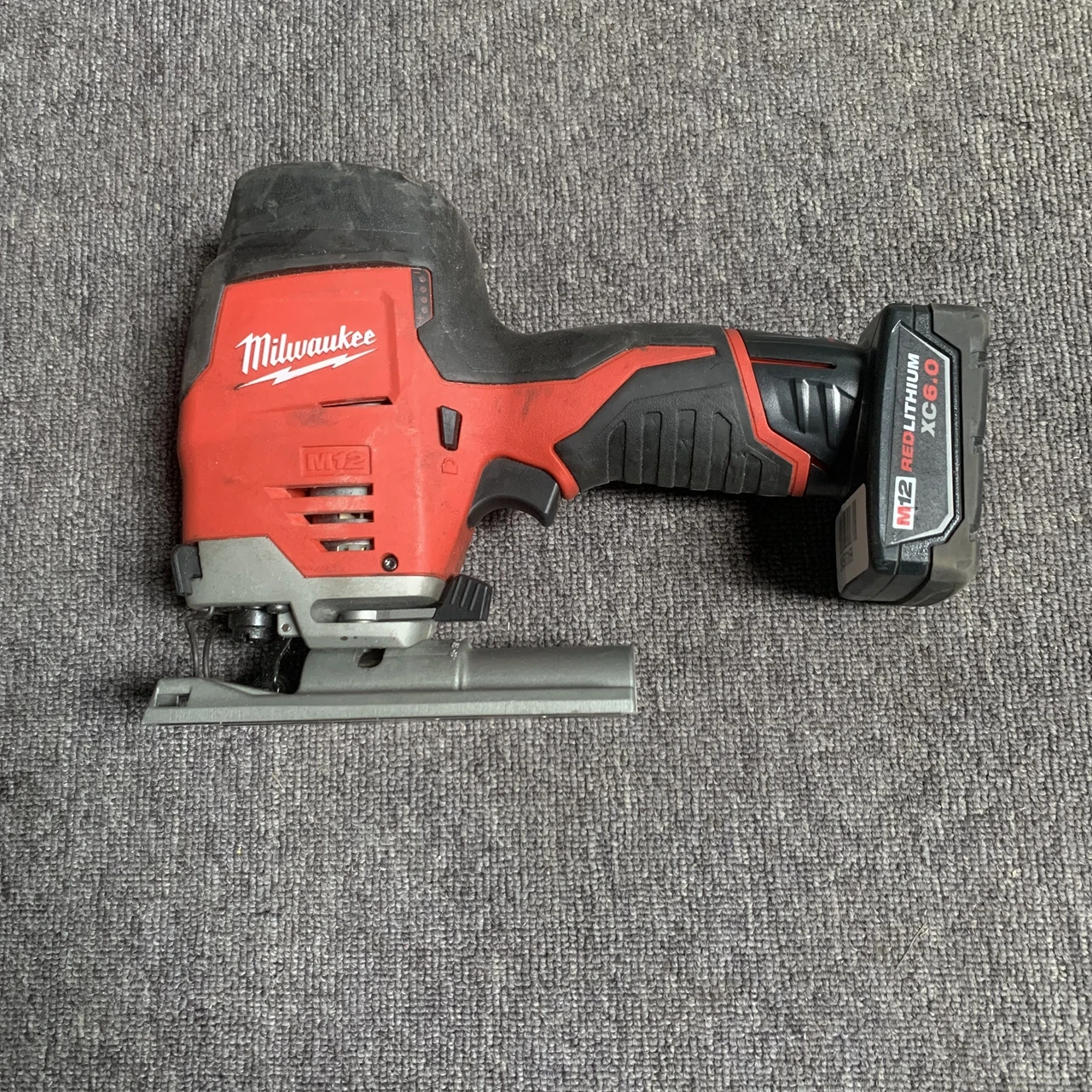 Milwaukee 2445-20 M12 Cordless High Performance Jig Saw Includes 6.0AH battery second-hand