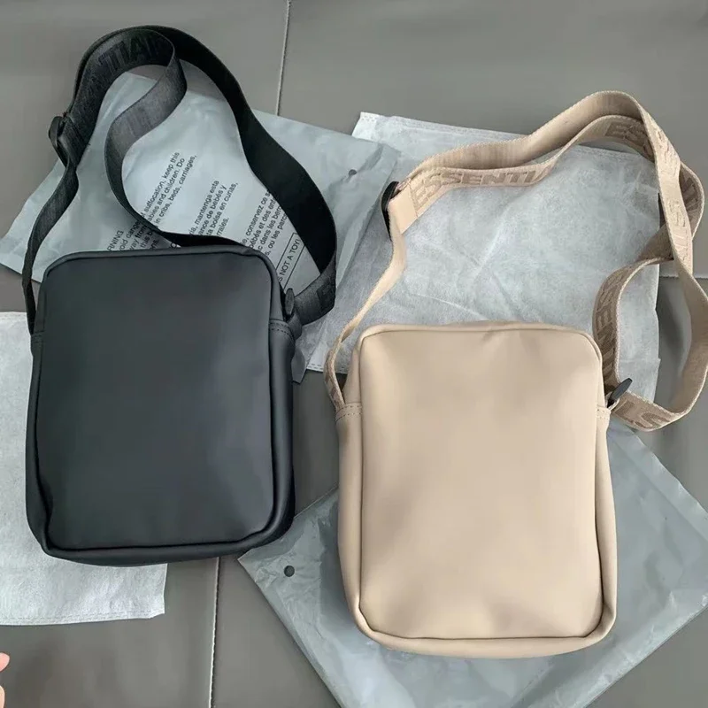 Рисунок 5 - Необходимая мужская сумка-мессенджер