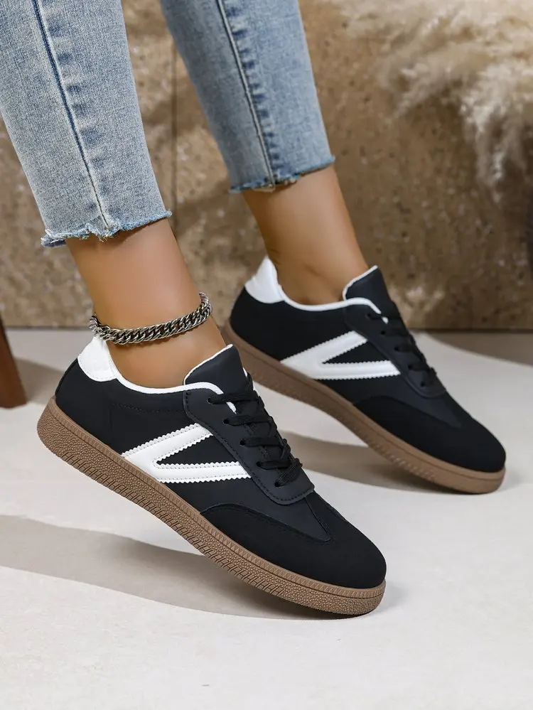 Damen-Sneaker 2026: Trendige, bequeme Schnürschuhe für Freizeit, Tennis, Walking und Jogging – atmungsaktiv – Detail 10
