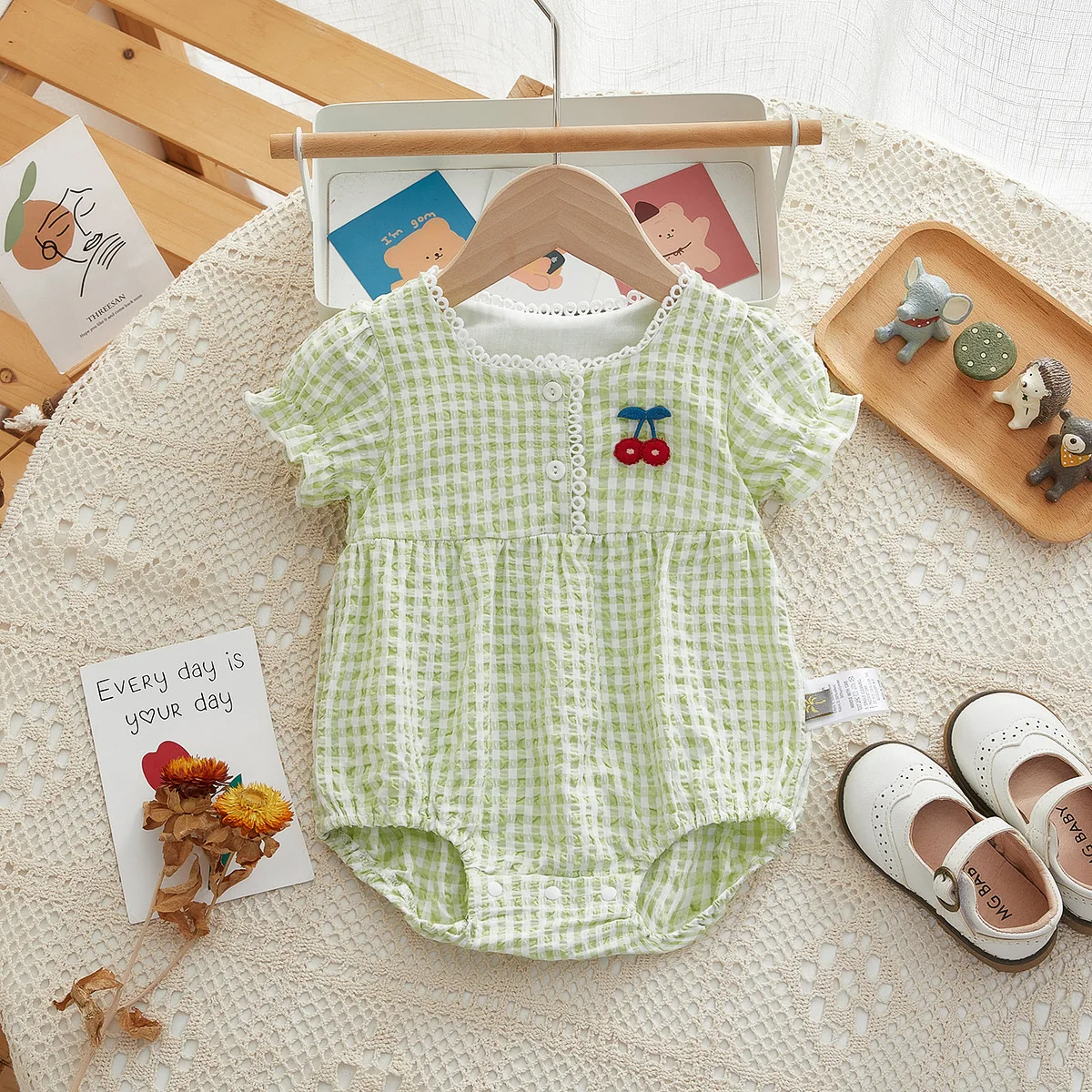 

Summer Korean Ins 2024 Baby Girls Romper Lattice Cherry Fresh Fashion Casual Newborn Girls Bodysuit Simple Infant Girls Overalls