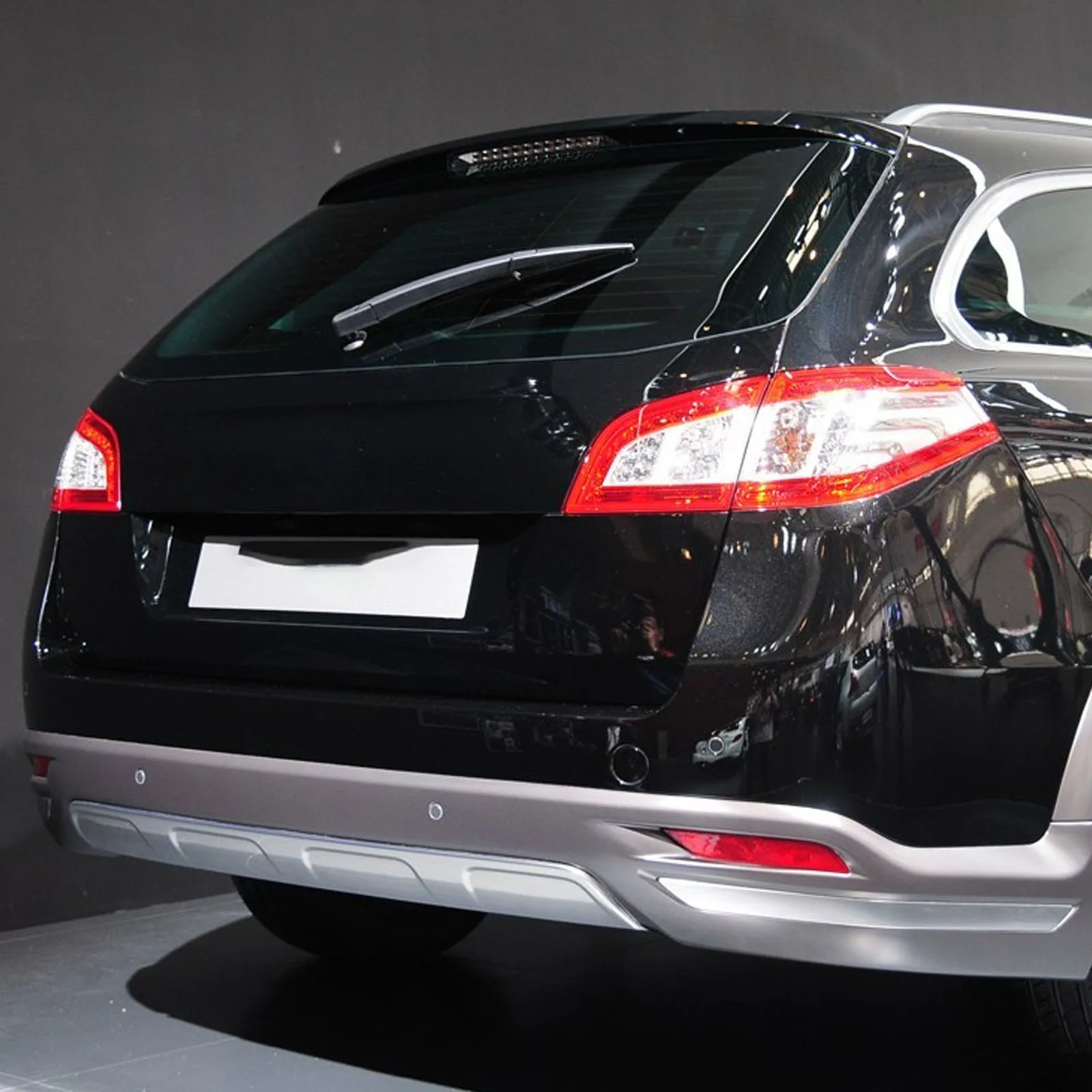 J&J AUTOMOTIVE Derivabrisas Para Peugeot 3008 2009-2016 5 Puerta