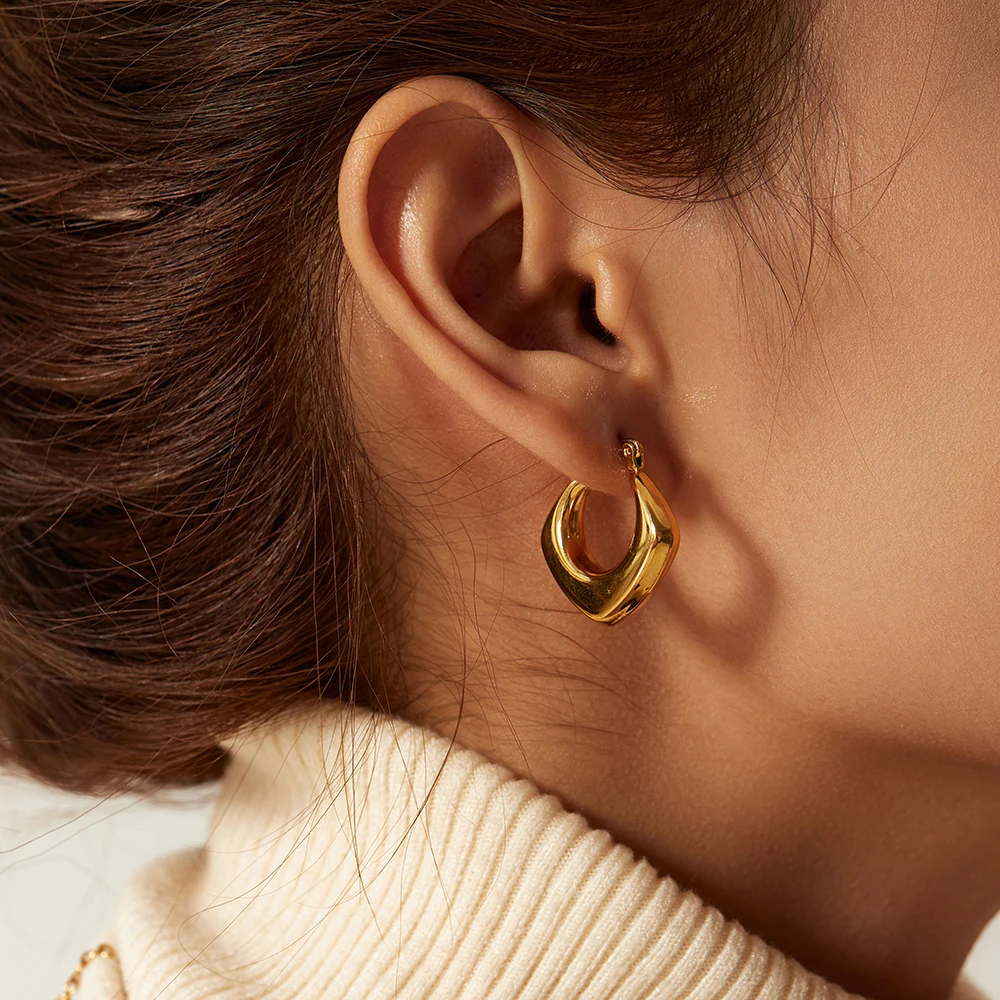 Stylish Gold Metal U-Shaped Hoop Earrings