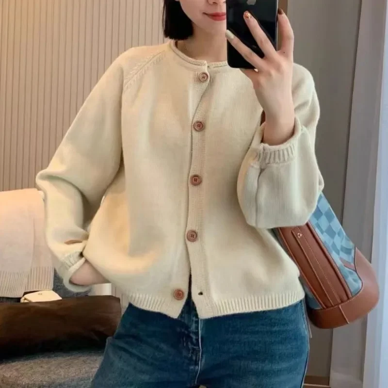 Autumn and Winter New Women's Clothing Crew Neck Cardigan Long-sleeved Sweater Fashion Casual Single-breasted Loose Jacket