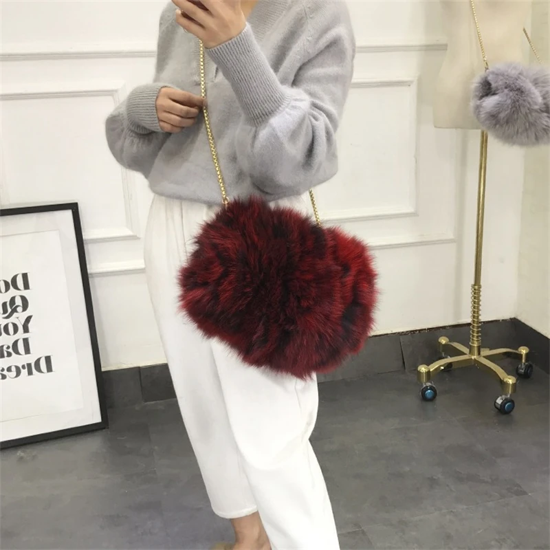 2024 Winter Luxury Real Fur Shoulder Bag Natural Fluffy Fox Fur Crossbody Bag Women's Hand Warmer Fur Dinner Bag