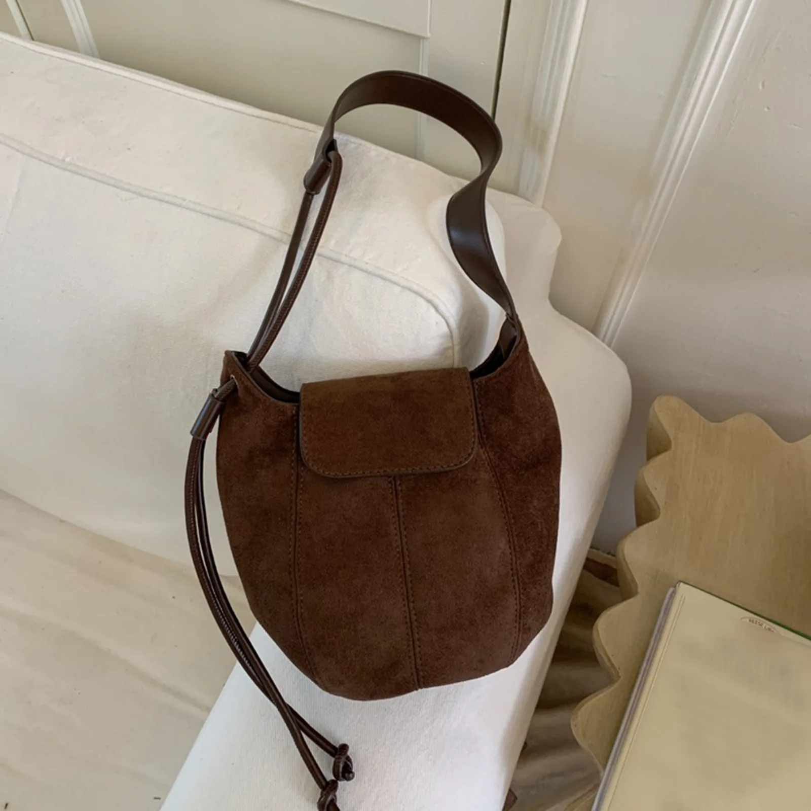 Women Girls PU Leather Single Shoulder Underarm Bag Drawstring Strap Bucket Bag One-Shoulder Crossbody Bag for Work & Outing
