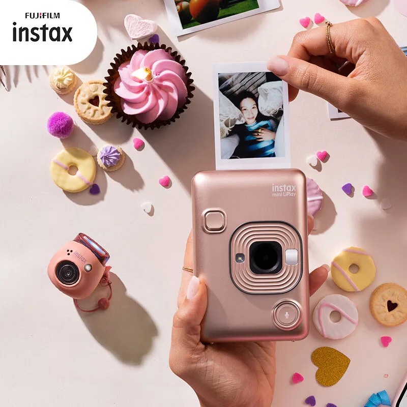 INSTAX Pal is Fujifilm's new camera that fits in the palm of your