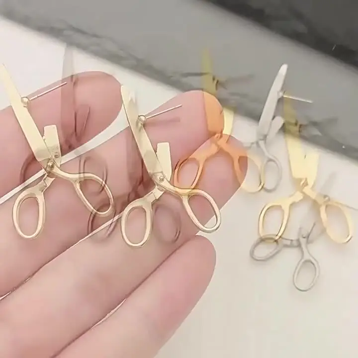 Серебряные винтажные серьги-гвоздики YIYUEQIANLI