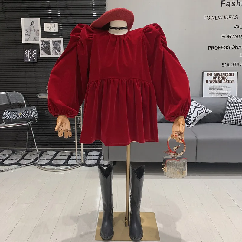 

Elegant and sweet versatile round neck with pleated design Loose Western style long sleeved dress for women