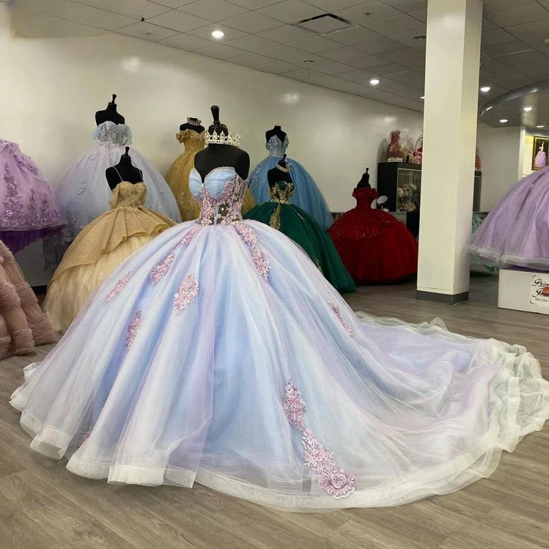 

Light Blue Sleeveless Crystal Beading Quinceanera Dresses Ball Gown Illusion Pink Appliques Lace Corset Vestidos De 15 Años