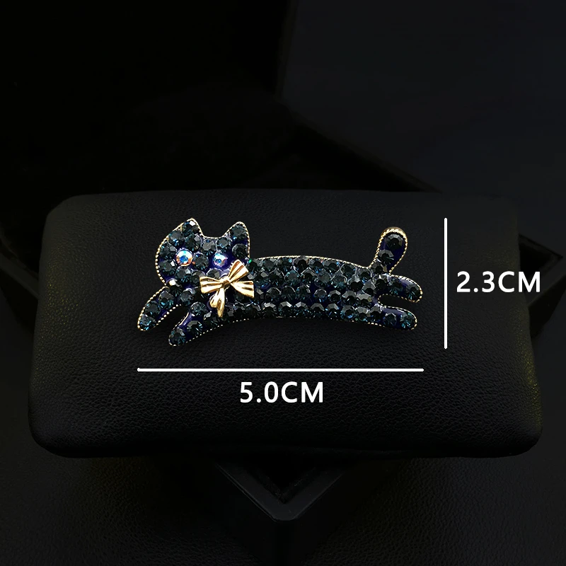 1895 Cute Blue Cat Brooch Exquisite High-End Retro Crystal Kitten Corsage Clothes Accessories Women's Suit Neckline Pin Jewelry