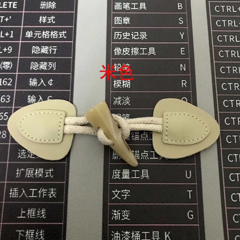 레트로 경적 버클 16.5cm 긴 검정색 PU 수지 경적 버튼 여성용 코트 버튼