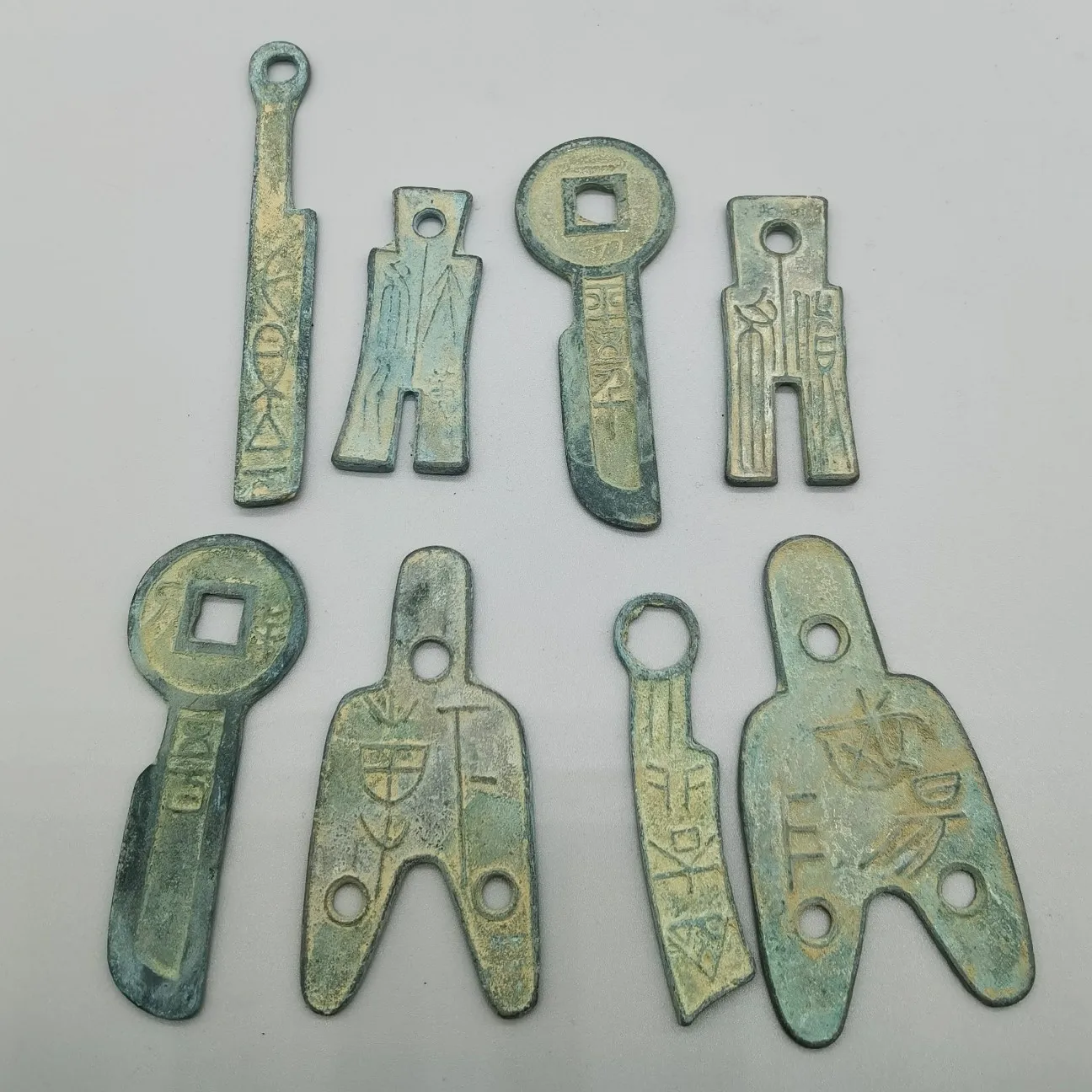 

Chinese collection appreciation of ancient spring coins a set of 8 gifts