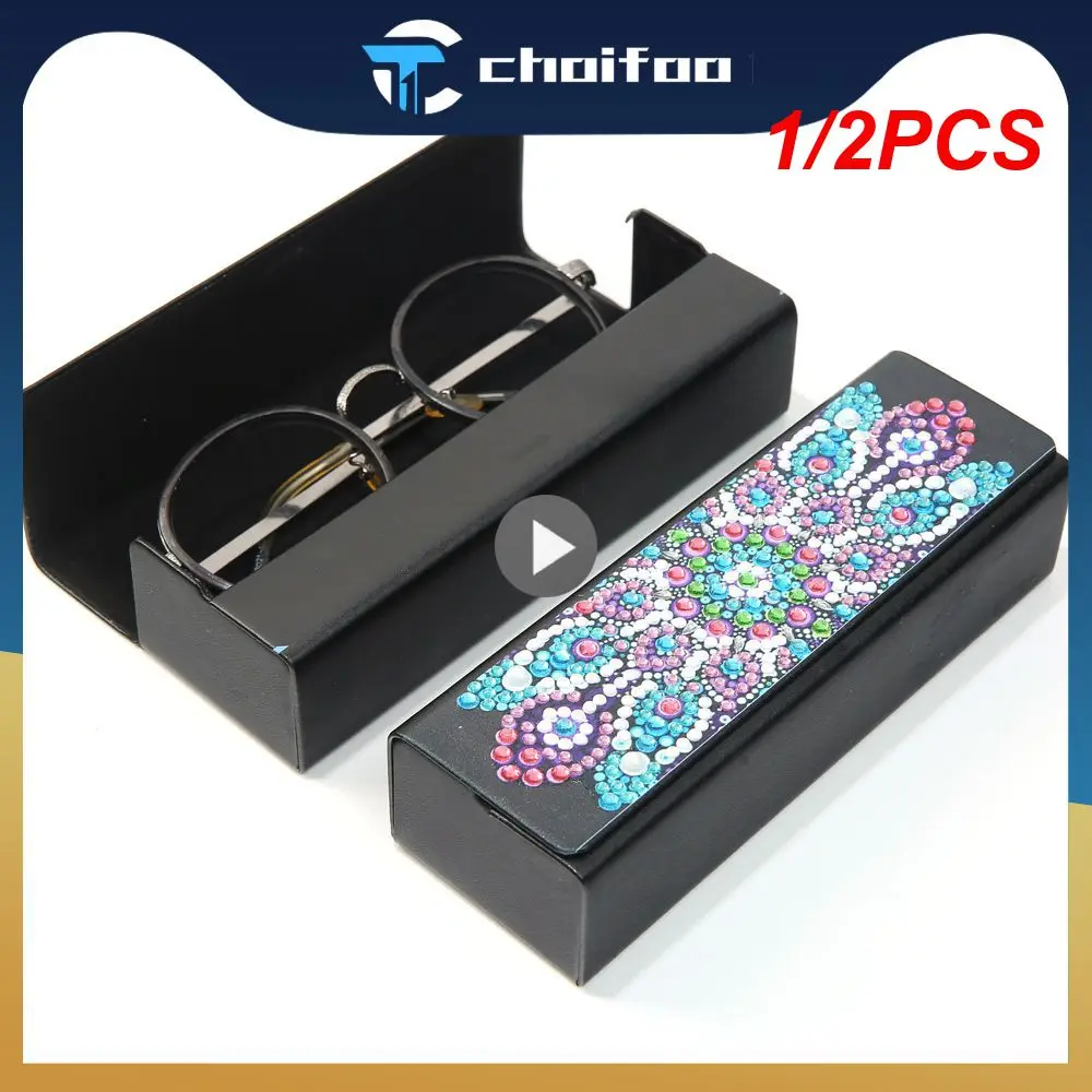 

Футляр для хранения очков с рисунком особой формы, 1/2 шт.