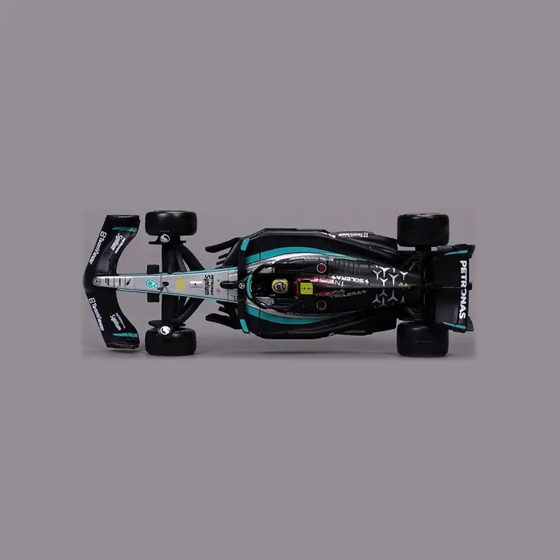 New Bburago 1:43 2024 Mercedes-Amg Petronas W15 F1 #63 George Russell #44 Lewis Hamilton Formula 1 With Helmet Toy Model Gift 4