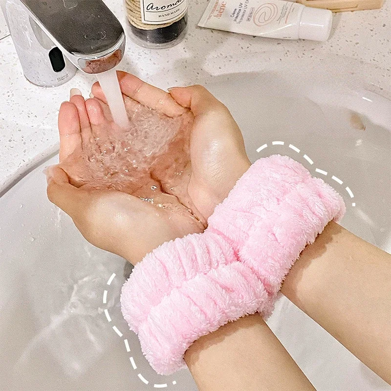 

2pc Washing Absorbent Wristband Wrist Guard Hand-washing Cuff Anti-wetting Sleeves Face-washing Artifact Bathroom Accessories